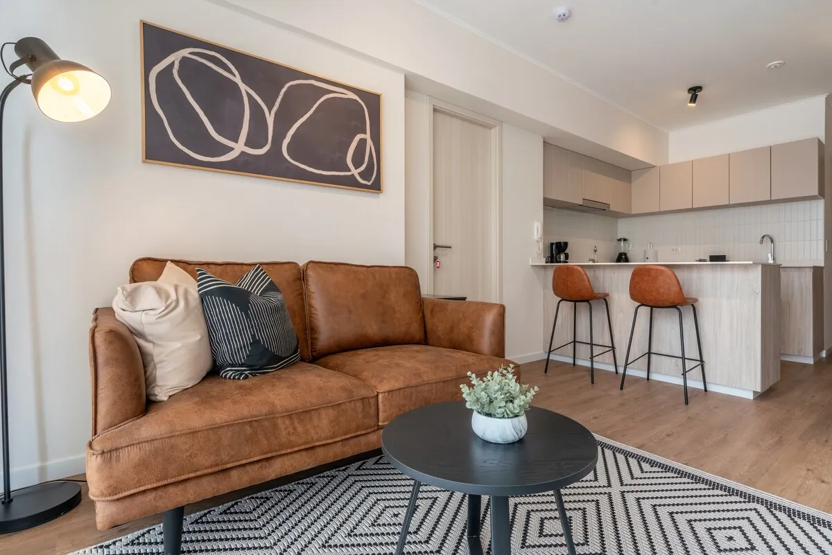 Roomy, Stylish 2br Flat In San Isidro, Lima - Dedicated Home Office For Remote Work #5