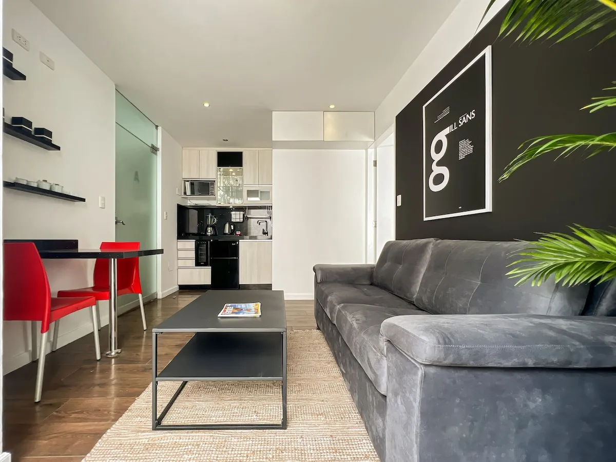 Airy 1br Lima Flat Near Malecon: Dedicated Desk, Video-call Bright #5