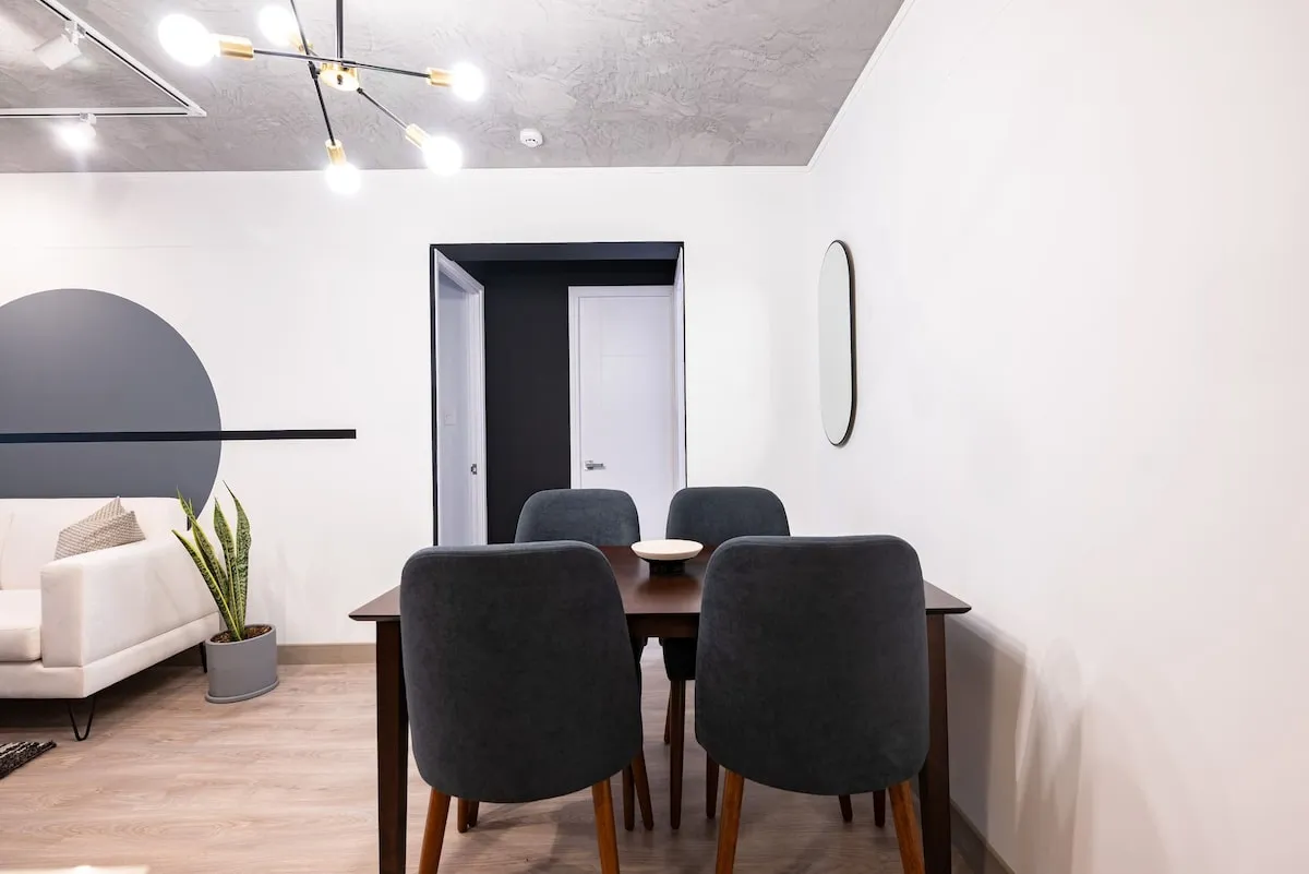 Stylish 2BR Flat w/balcony in Miraflores #4