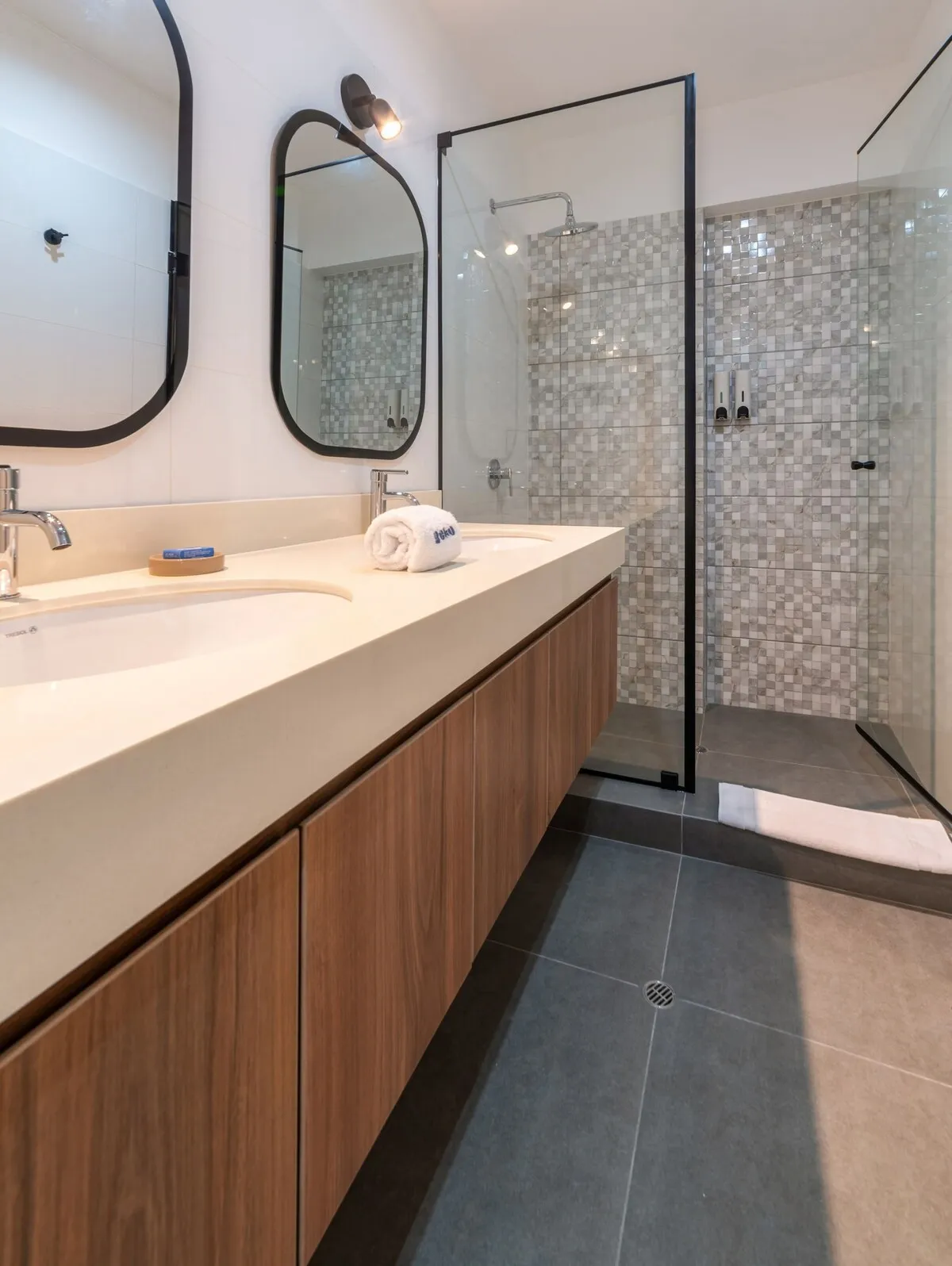 Geko|Stunning 2BR w/Balcony steps from the Malecón #4