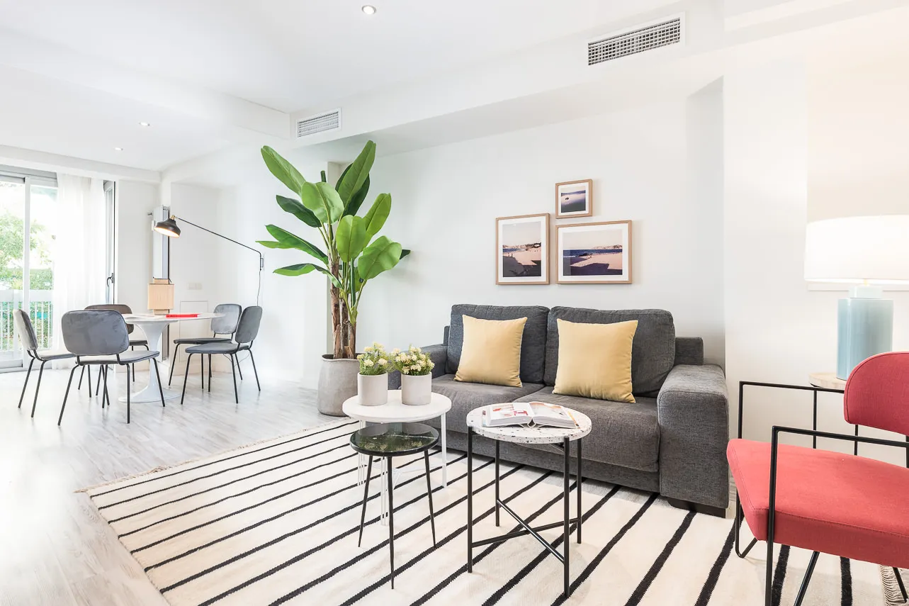 Impressive Madrid Flat With Bright Home Office And Spacious Layout In Hermosilla #3