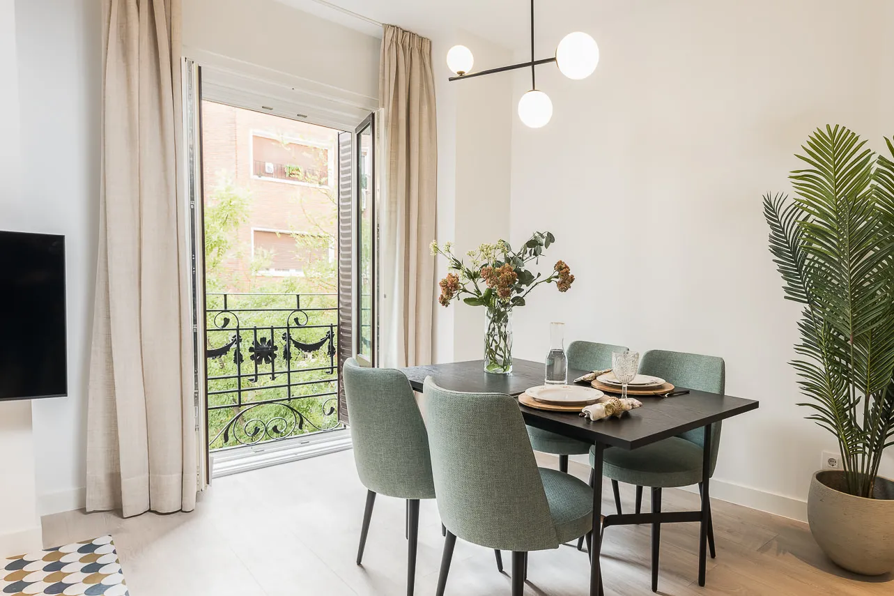 Airy Madrid 2-bed Designer Flat With Work-from-home Space And City Views #5