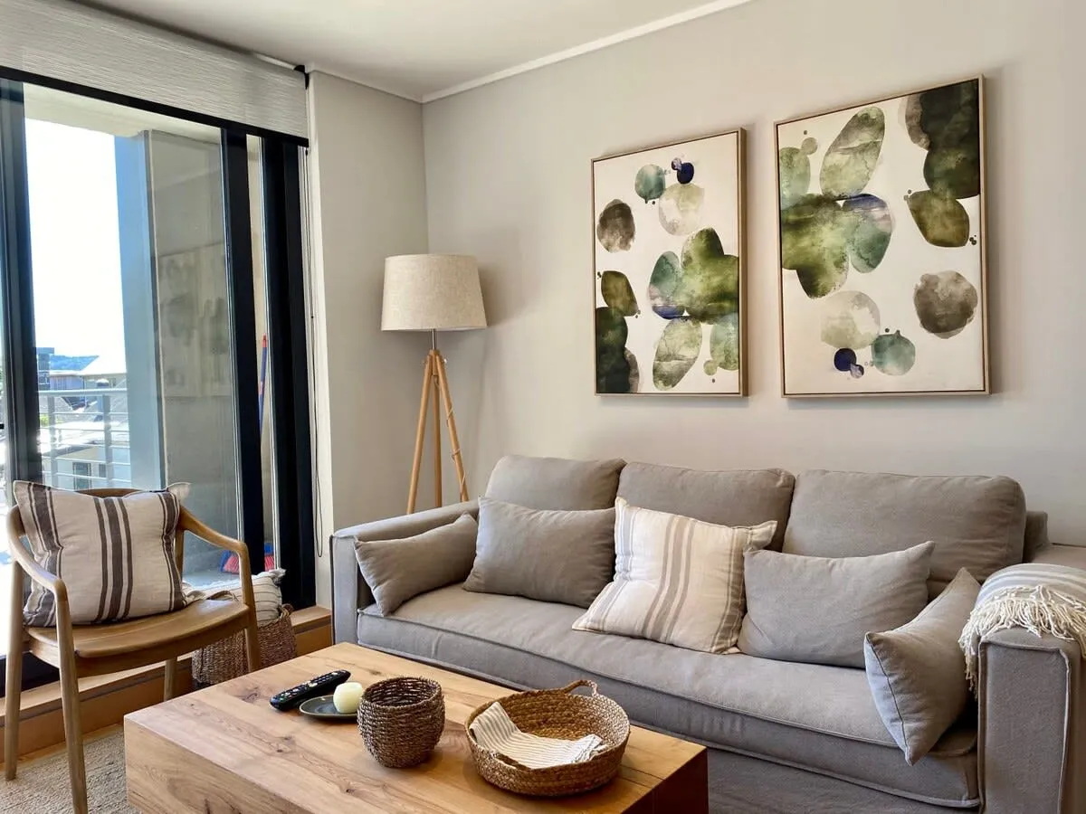 Chic 45m2 Puerto Varas Flat With Dedicated Home Office For Remote Work Flexibility