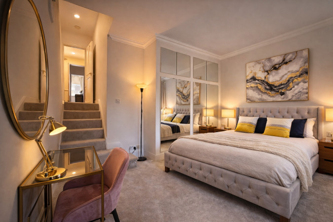 Work From Westminster: Sleek 2br Flat With Gigabit Wifi, Private Terrace & City Views #4