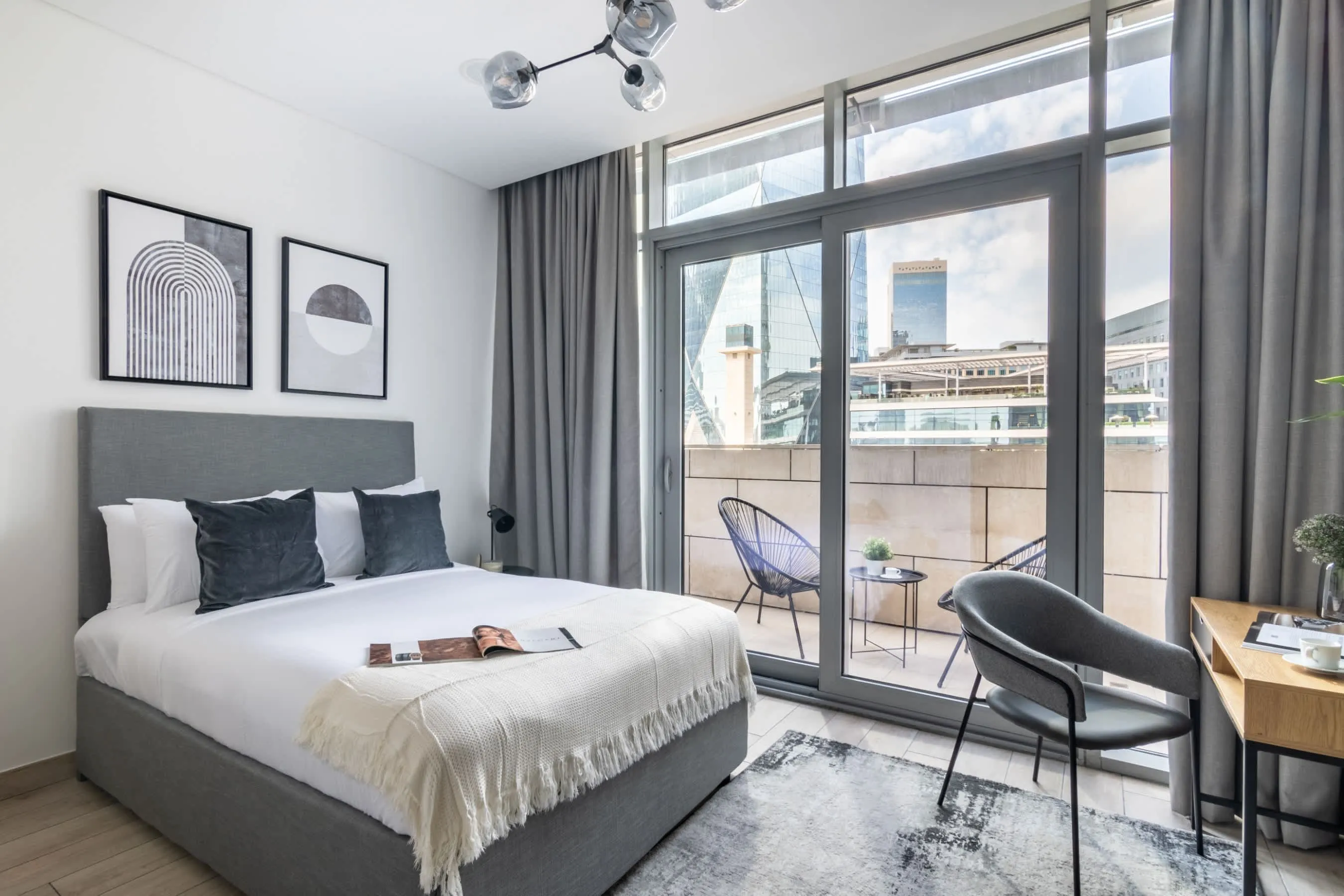 Designer Dubai Studio With Private Home Office And Balcony For Remote Work - Corporate Housing in Dubai, United Arab Emirates