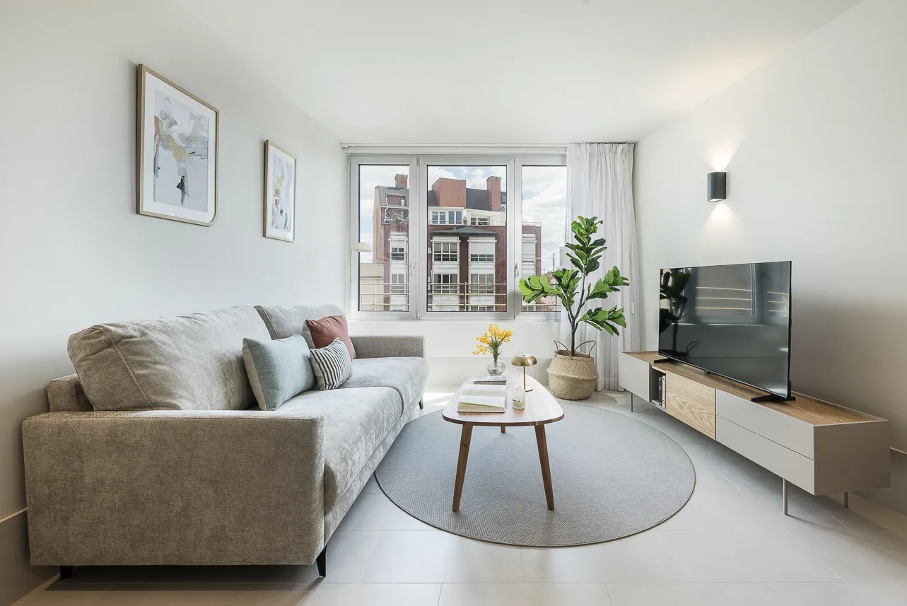 Luxurious Airy Executive Flat Madrid - Dedicated Home Office & Fast Wifi #3