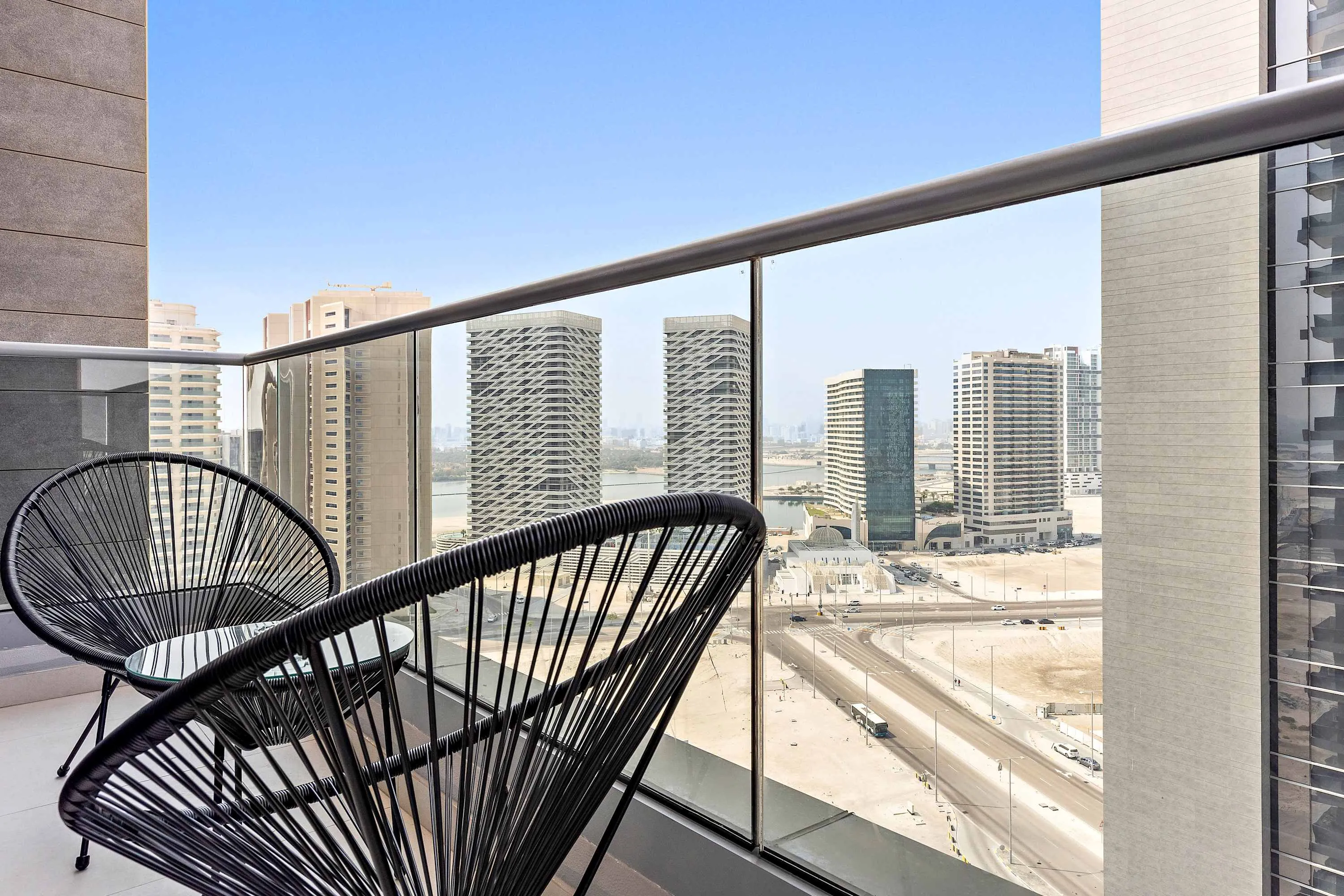 Designer Abu Dhabi Apartment With Dedicated Home Office And Modern Comfort Near Reem Park #2