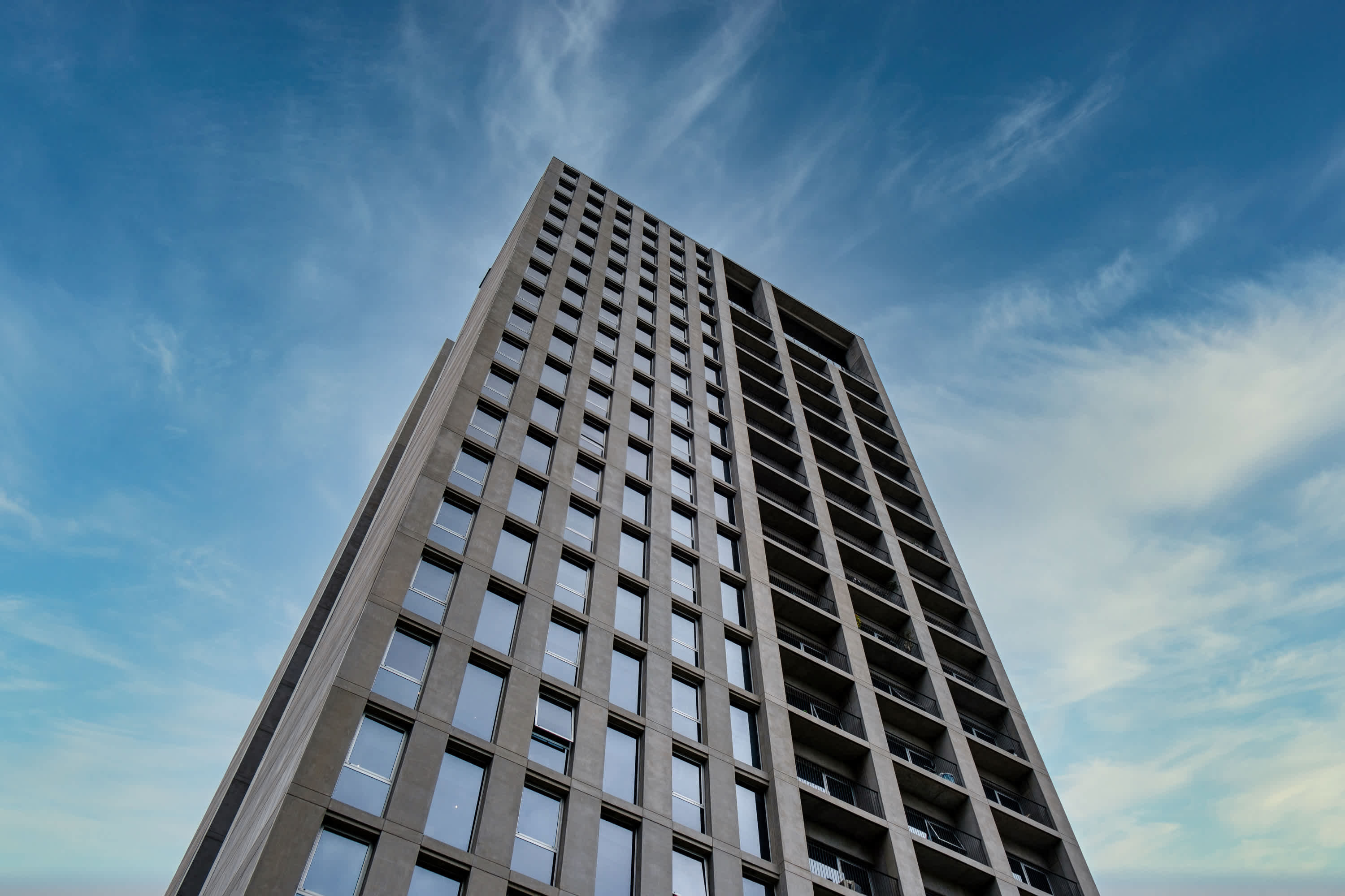 Welcoming Designer Flat With Workspace In Las Americas Gdl - 1br + Parking