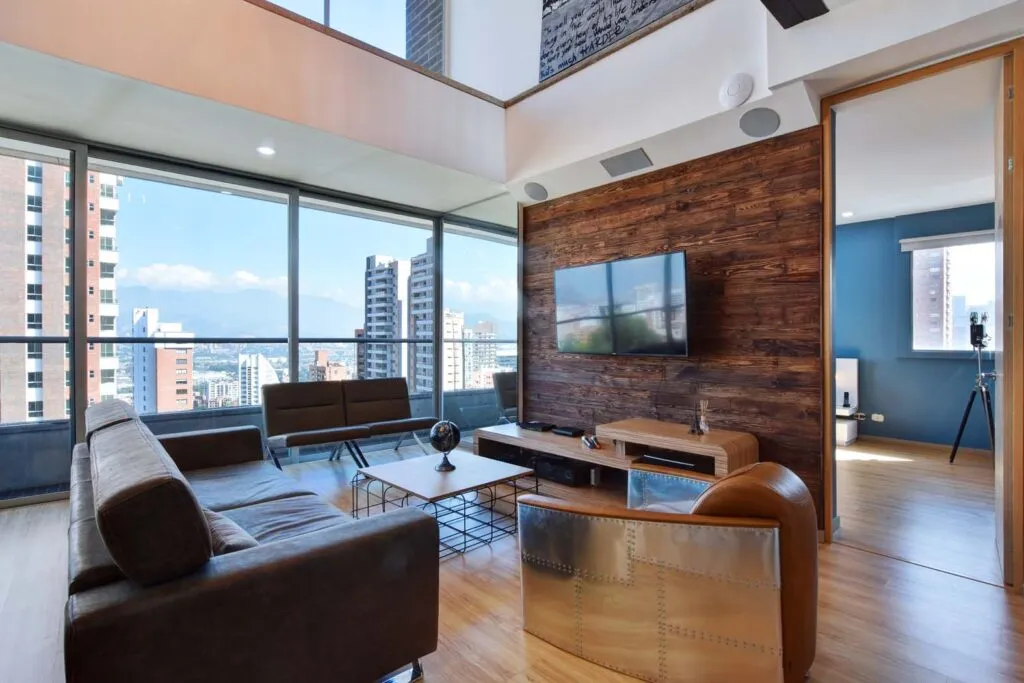 Rooftop Penthouse With Work-from-home Setup In Medellin, 3br, 250m2
