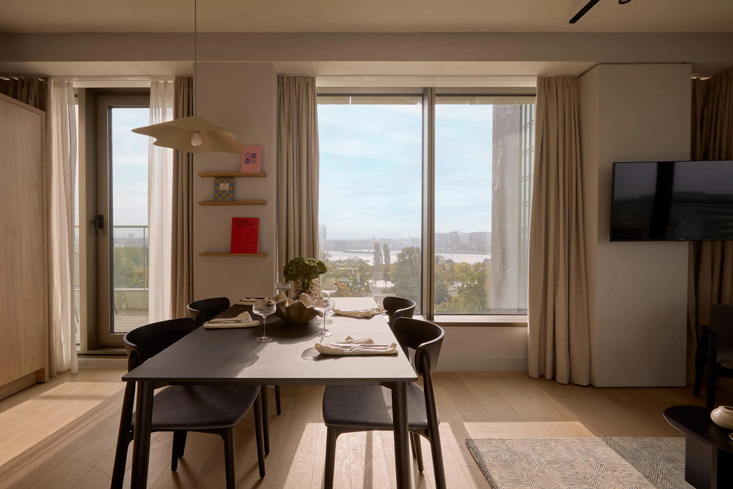 Intimate Professional Flat In Amsterdam Noord - 45m2 Built For Remote Days #3