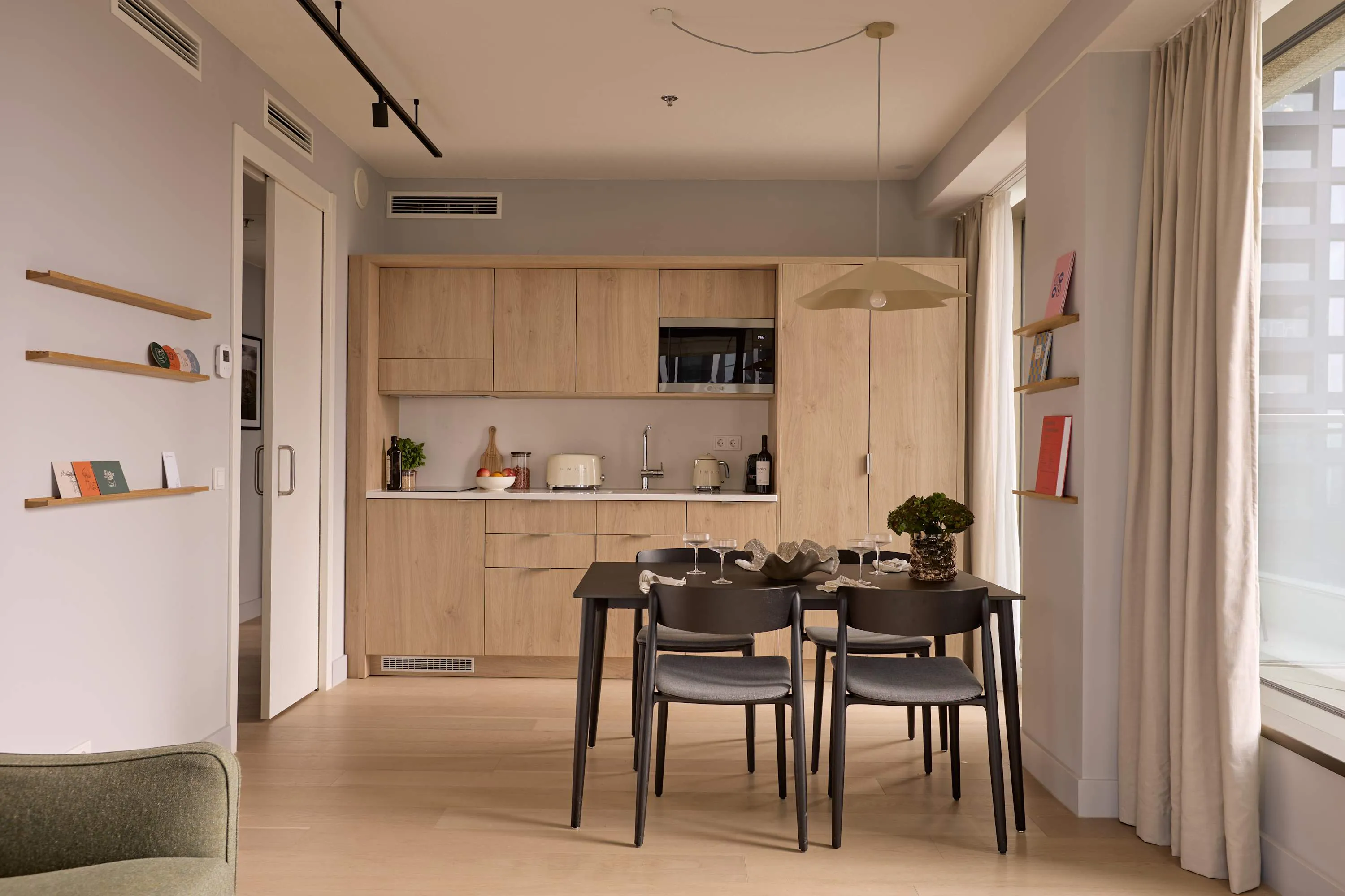Intimate Professional Flat In Amsterdam Noord - 45m2 Built For Remote Days #4