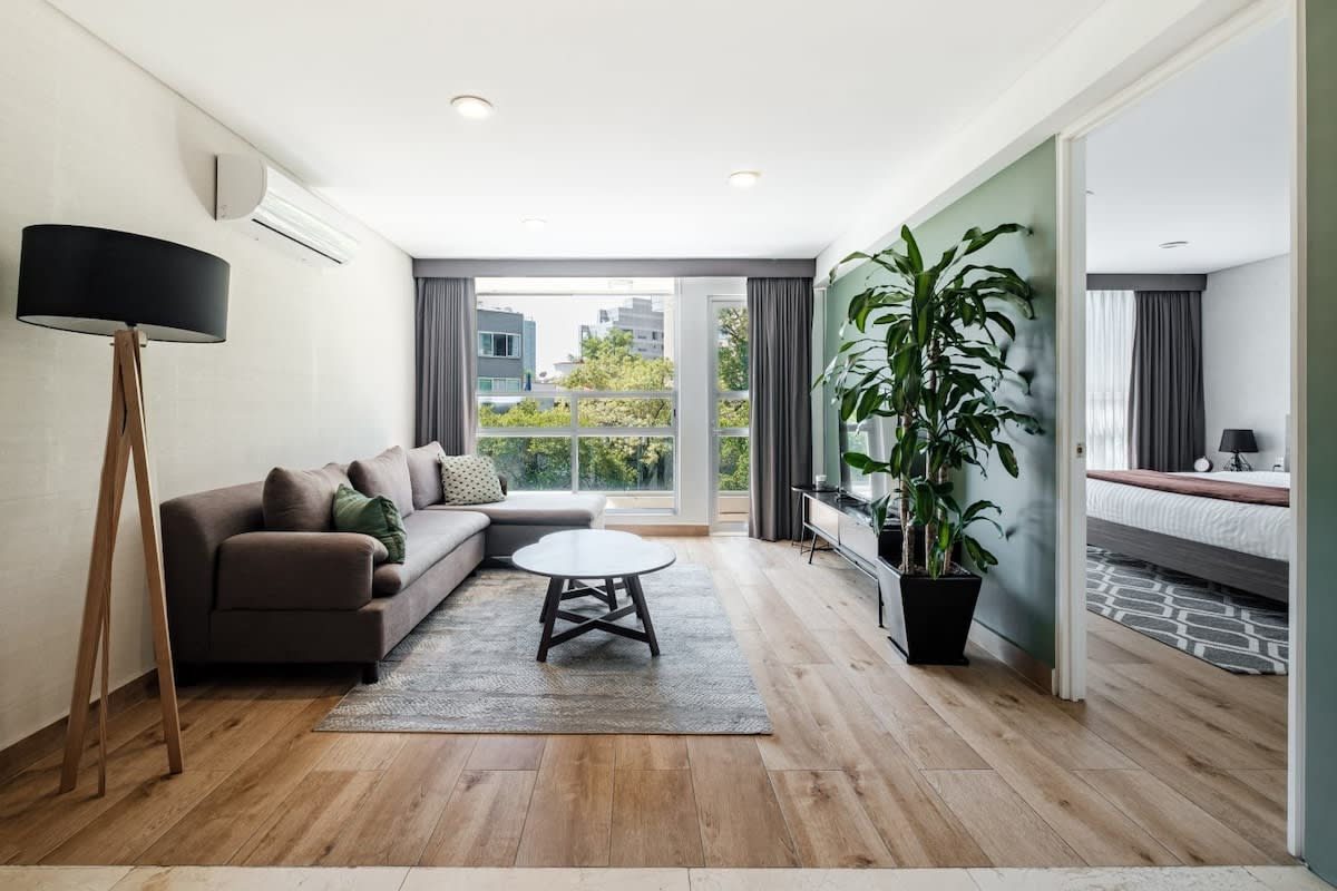 Urban 1-bed Apartment With Dedicated Workspace And Balcony In Polanquito, Cdmx