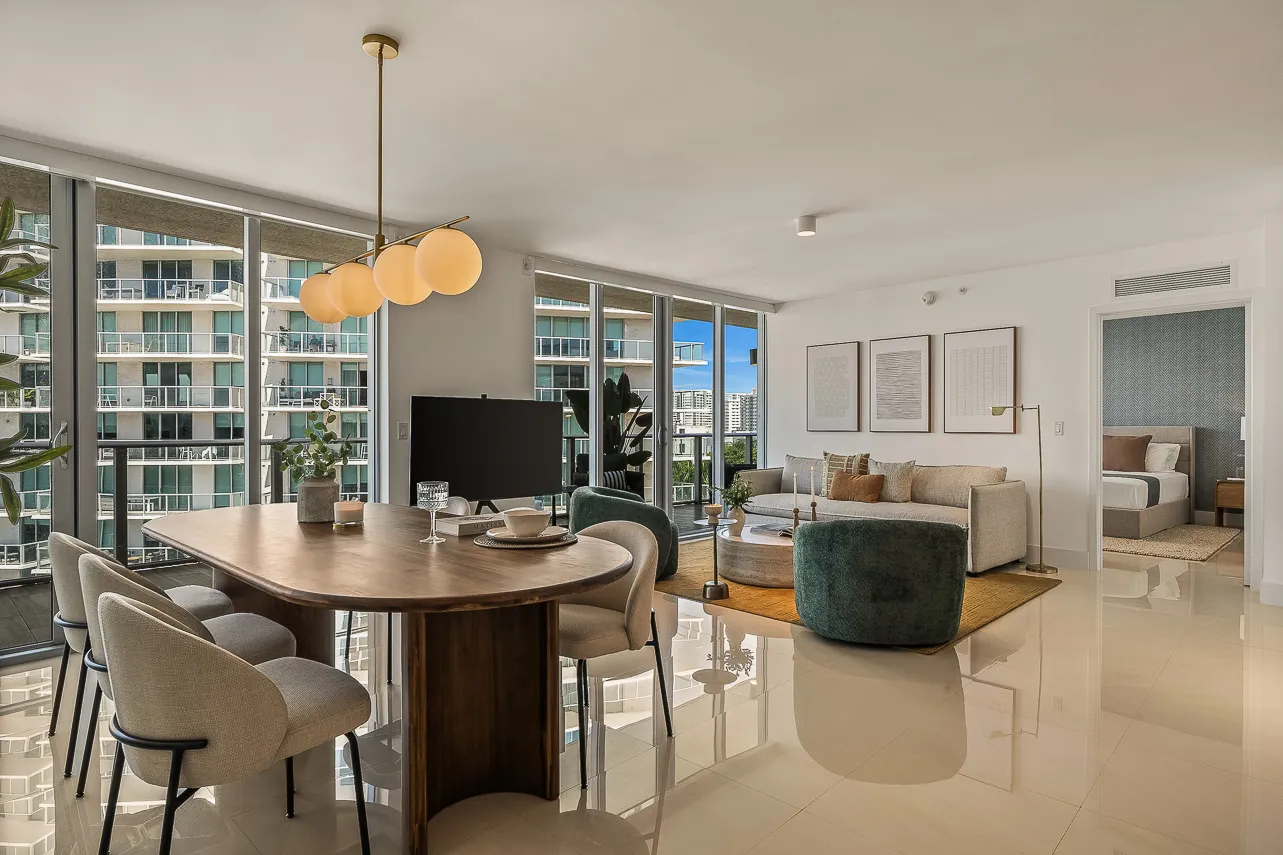Urban Miami Flat With Dedicated Home Office For Remote Work And Productivity #3