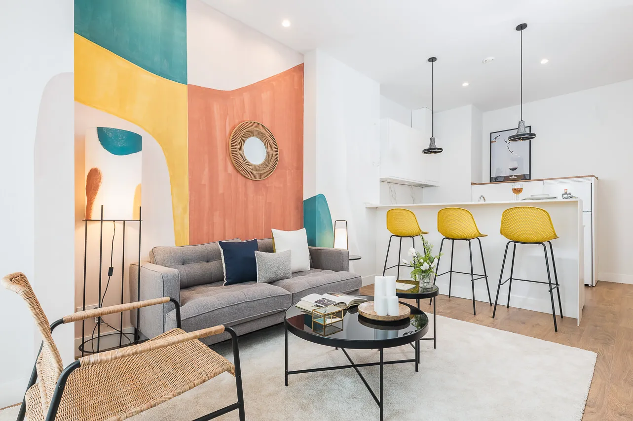 Airy Madrid Designer Apartment With Dual Bedrooms And Dedicated Home Office Space #4