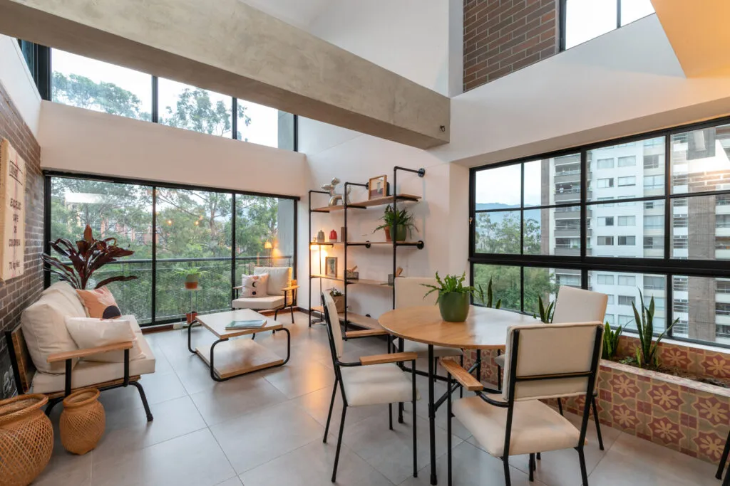 Designer Flat, Vast 130m2, Home Office & Digital Nomad Setup In Medellin Poblado