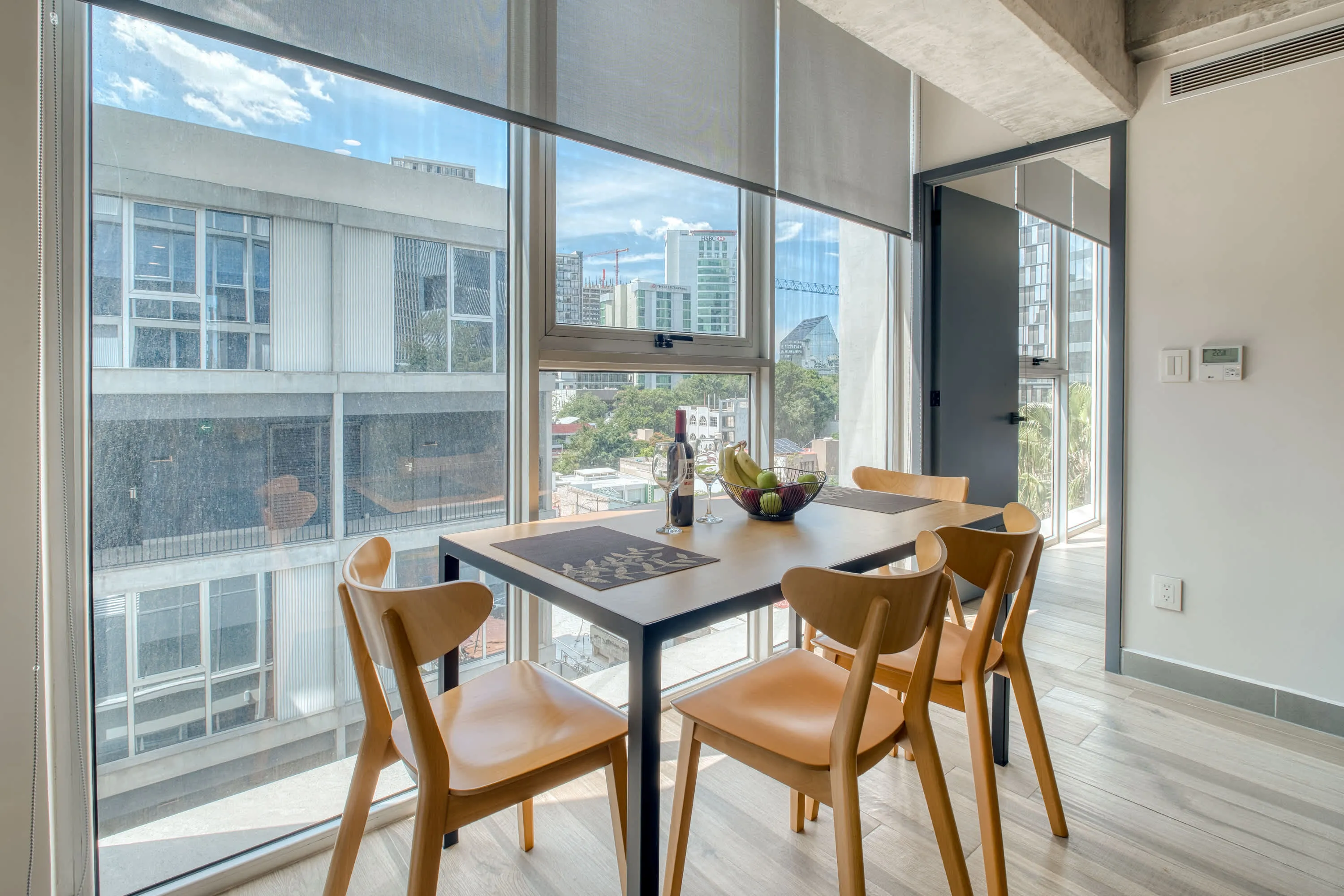 Sophisticated 1-bedroom Apartment With Dedicated Home Office In Providencia #2