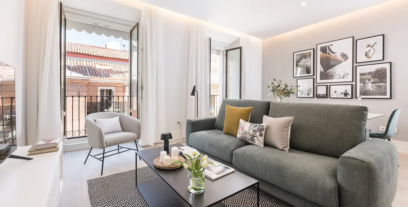 Spacious Madrid Flat With Dedicated Home Office And City Views For Remote Work