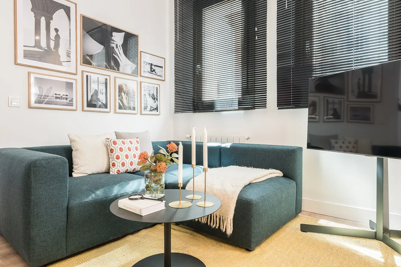 Refined 47m2 Madrid Flat - Efficient 1br With Integrated Home Office #3