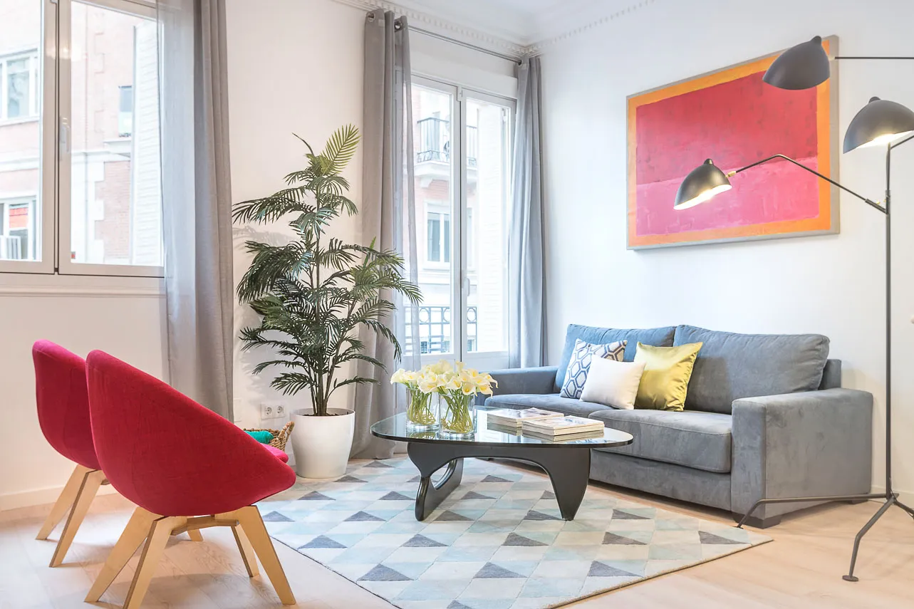 Premium Madrid Flat With Spacious Home Office And Modern Living Area #5