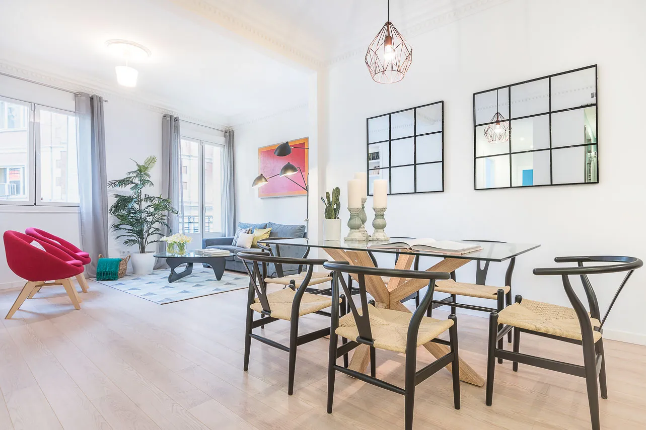 Premium Madrid Flat With Spacious Home Office And Modern Living Area #3