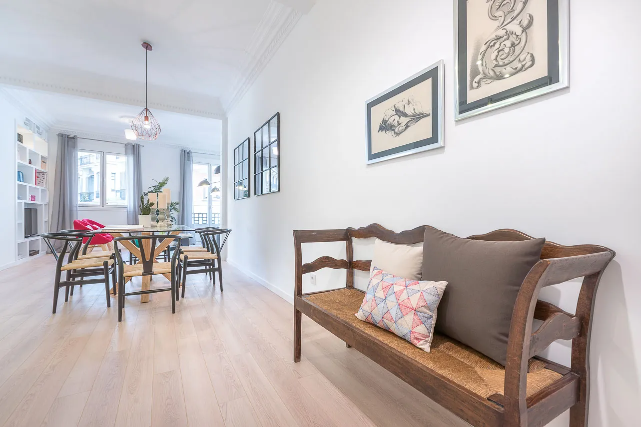 Premium Madrid Flat With Spacious Home Office And Modern Living Area #4