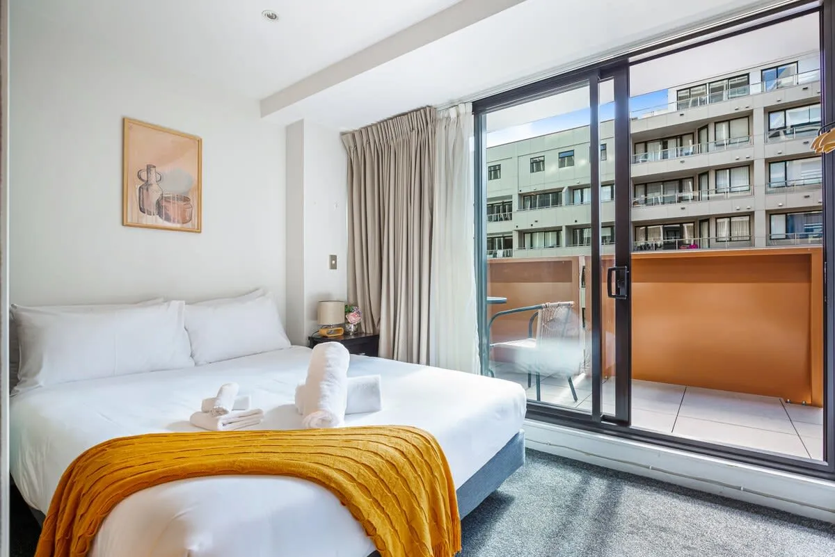 Charming Curated Executive 2br Flat In Auckland -- Long-term Stay With Dedicated Home Office