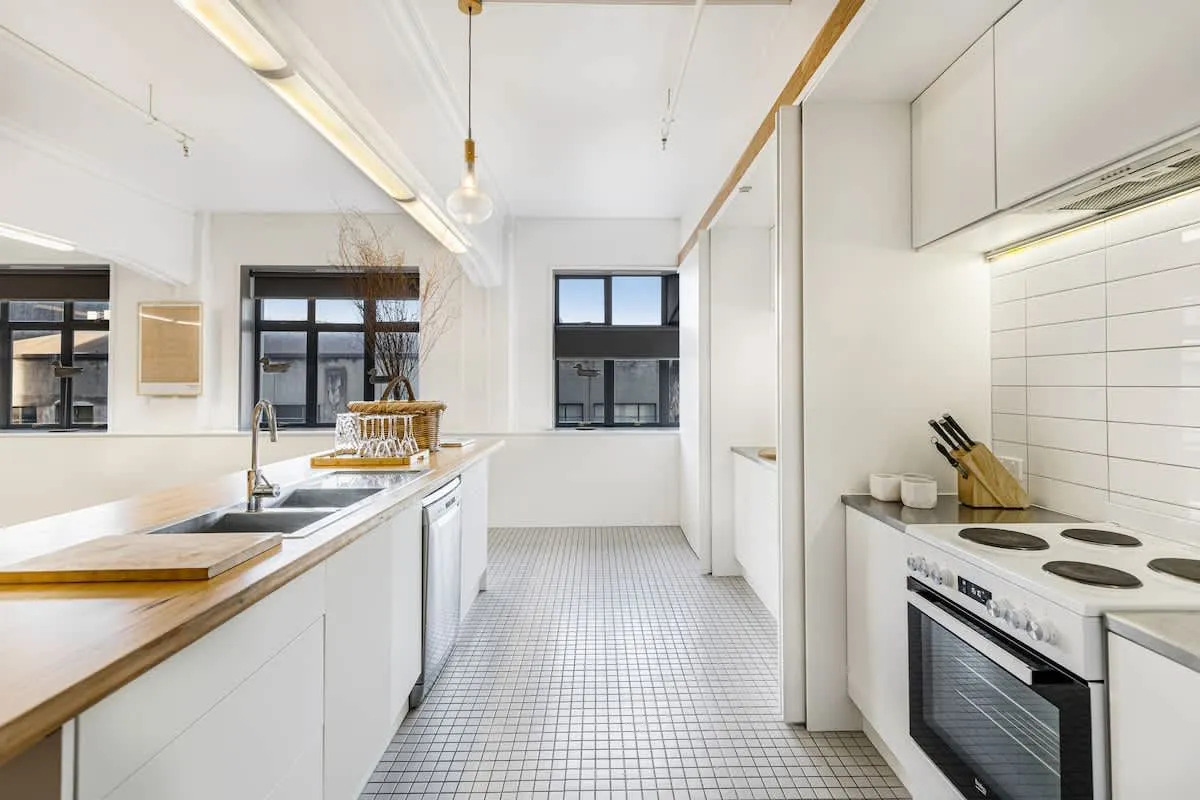 Chic K Road 1br Flat - Intimate Auckland Monthly Rental With Dedicated Home Office #2