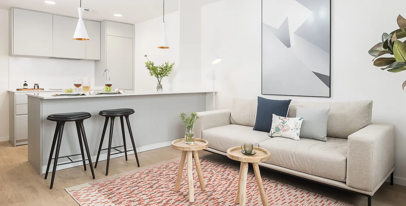 Chic 49m2 Madrid Flat With Dedicated Home Office For Remote Work Flexibility