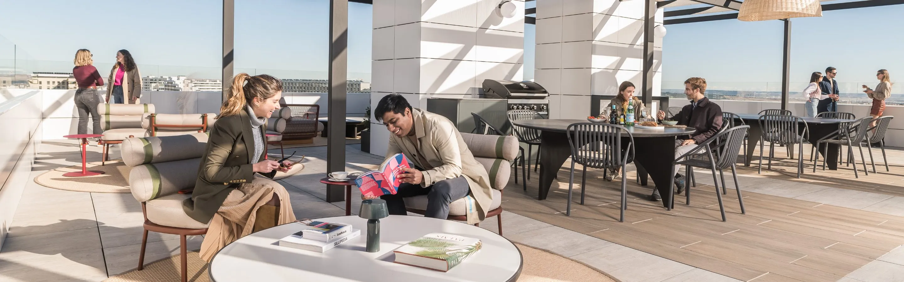 Chic 49m2 Madrid Flat With Dedicated Home Office For Remote Work Flexibility #2