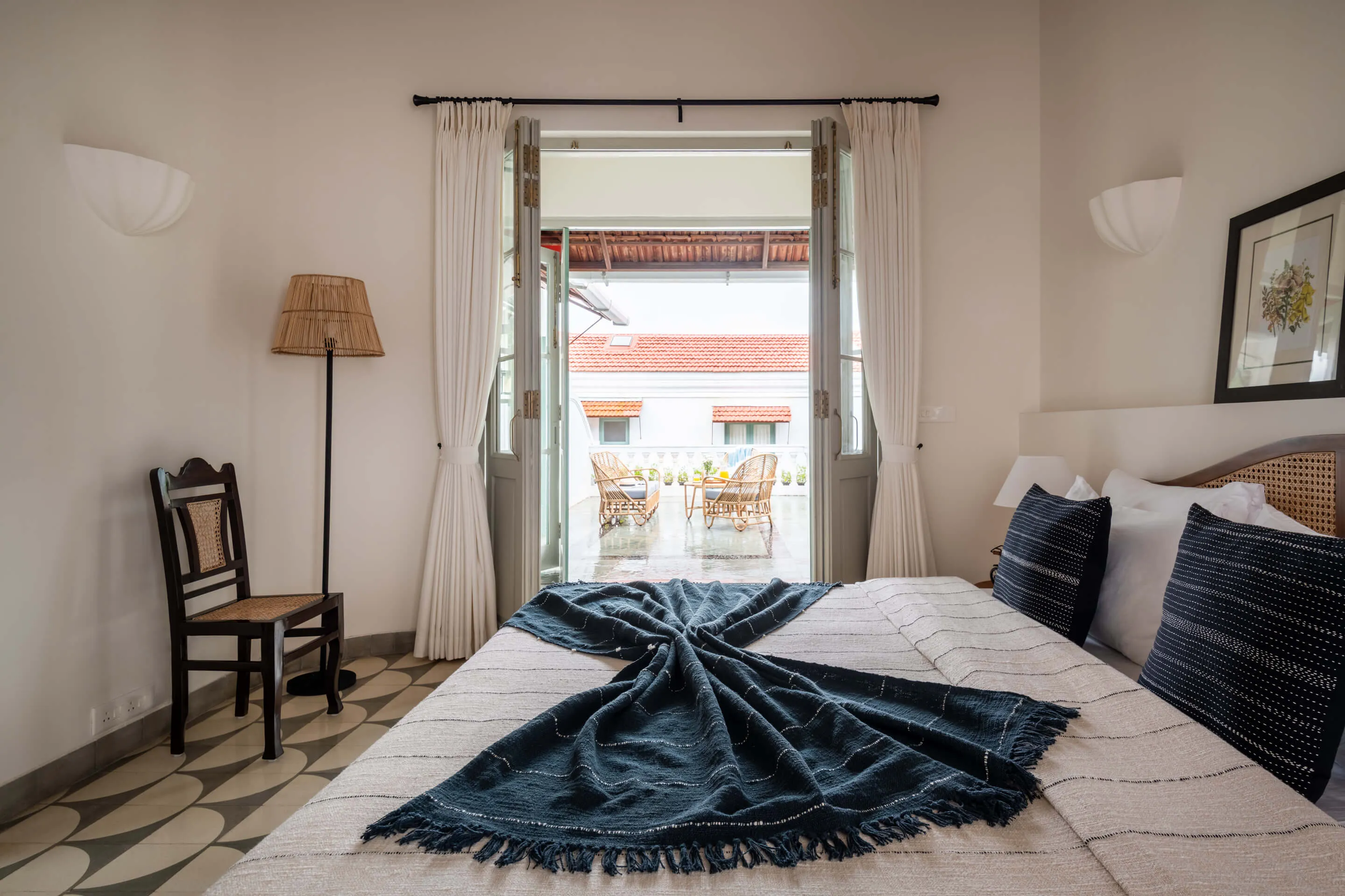Luxurious 4-bed Flat With Custom Home Office For Remote Work In Goa's Coastal Area #5