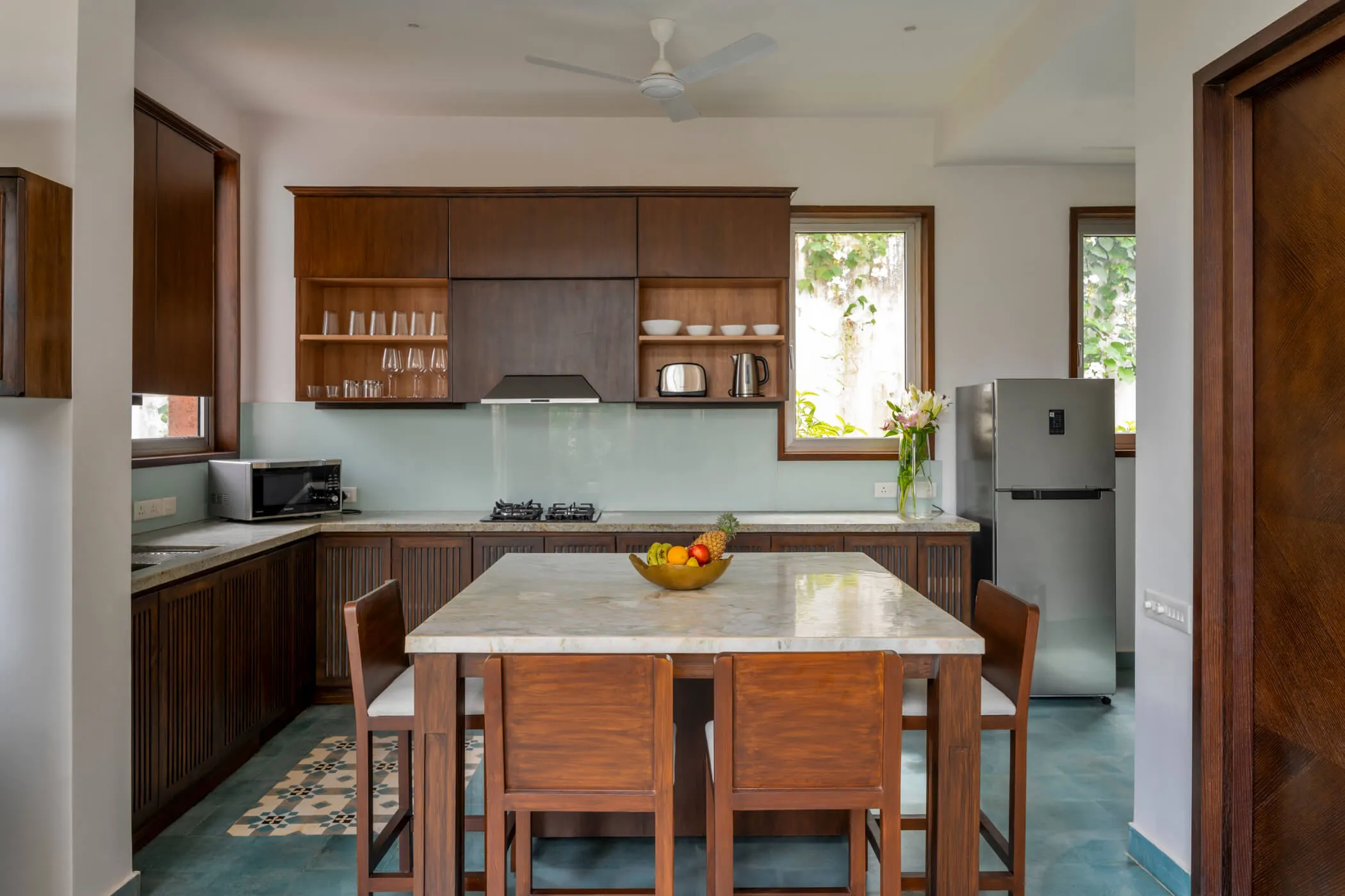 Elegant 2-bed Flat With Dedicated Home Office Space In Goa #3