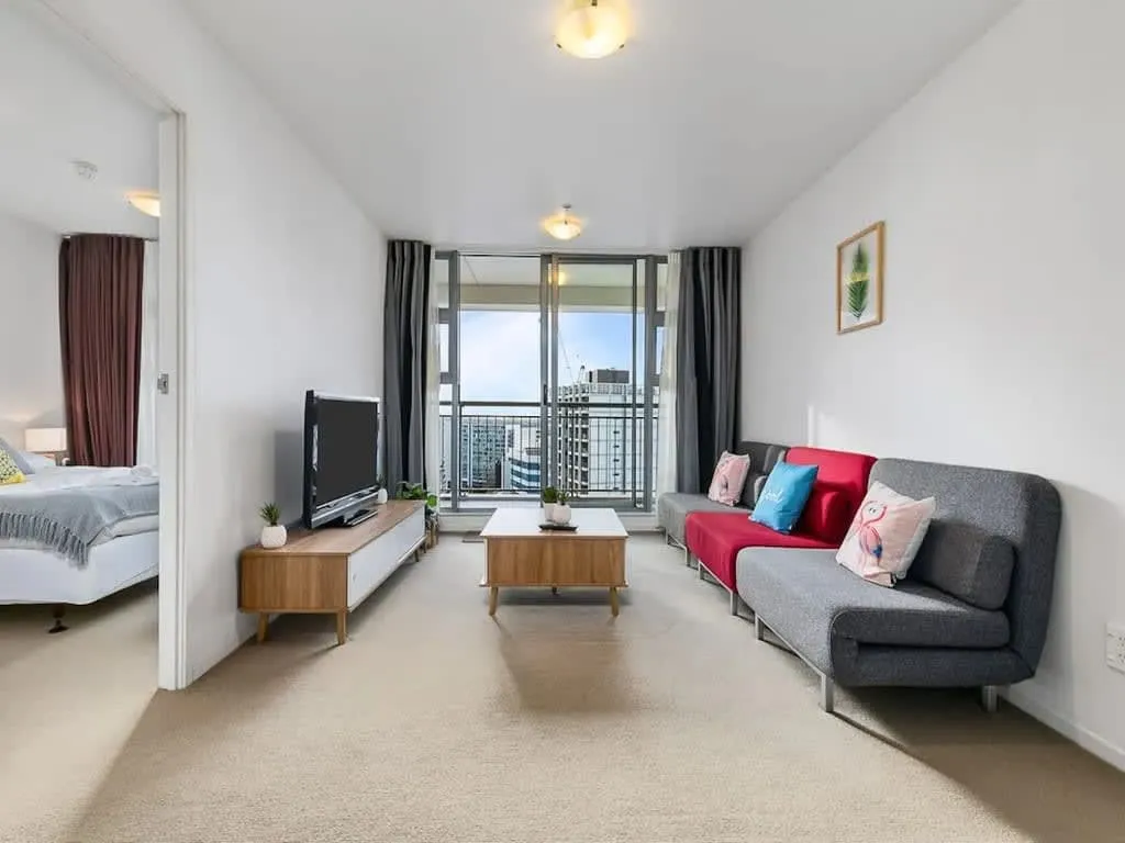 Chic Auckland Cbd Flat - Efficient 2br Tailored For Remote Work & Home Office