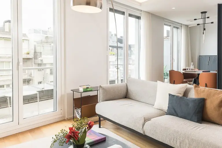 Luxurious 150m2 Metropolitan Flat With Dedicated Home Office In The Heart Of Zubieta